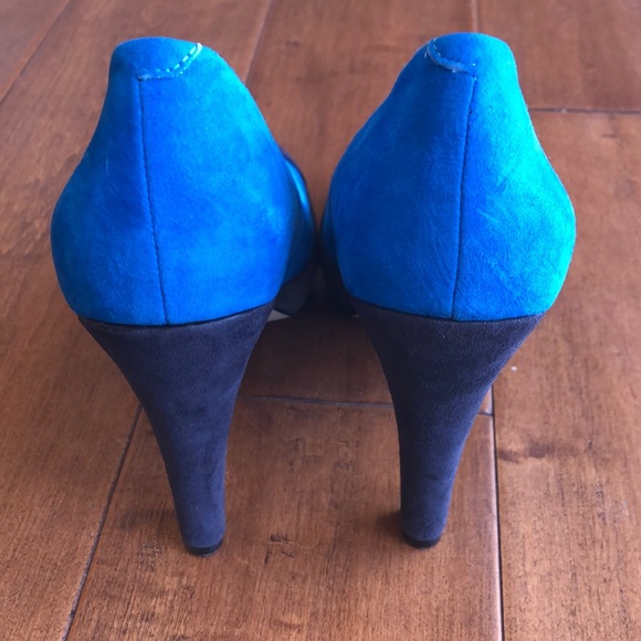 Anne Klein “Latham” Suede Colorblock Heels, RARE - Picture 4 of 6